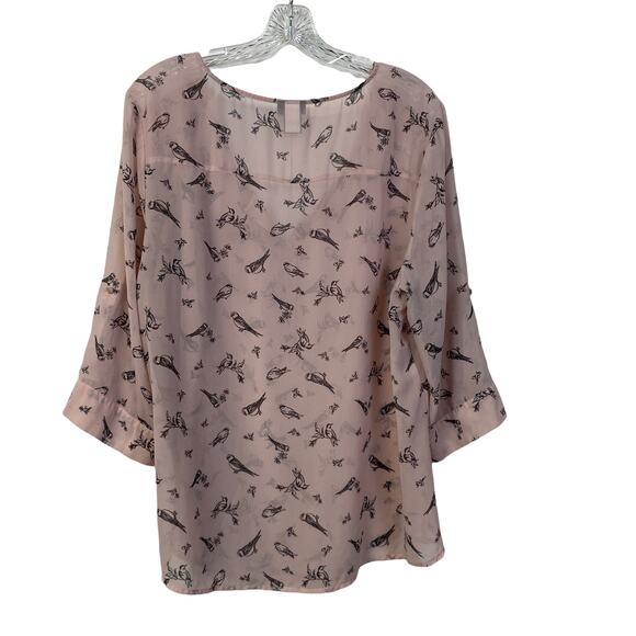 TORRID Sz 2 Sheer Pink Top Bird Novelty Print Flowy Roll Tab Sleeves Pullover - Picture 4 of 6